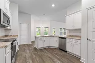 2 Zinzendorf Pl, Palm Coast, FL 32164 - Photo 10