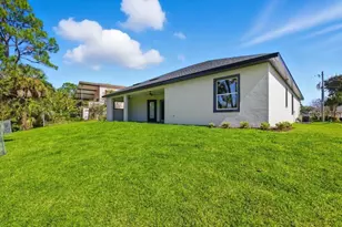 93 Cochise Ct, Palm Coast, FL 32137 - Photo 8