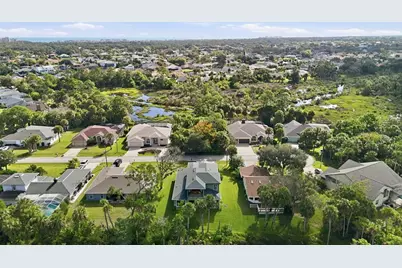 9 Cayuga Court, Palm Coast, FL 32137 - Photo 10