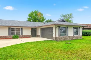 7 Beechwood Ln, Palm Coast, FL 32137 - Photo 6