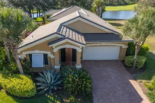 45 Kingfisher Ln, Palm Coast, FL 32137 - Photo 2