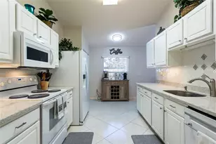 11 Rylin Ln, Palm Coast, FL 32164 - Photo 8