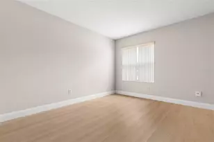 19 Port Royal Dr, Palm Coast, FL 32164 - Photo 26