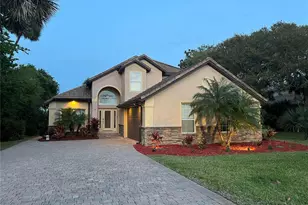 7 S Riverwalk Dr, Palm Coast, FL 32137 - Photo 2