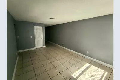 321 S Adams Street #2, Daytona Beach, FL 32114 - Photo 2