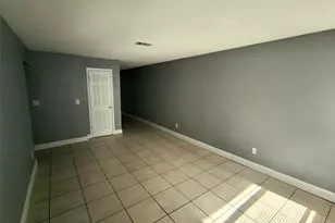 321 S Adams St, Daytona Beach, FL 32114 - Photo 2