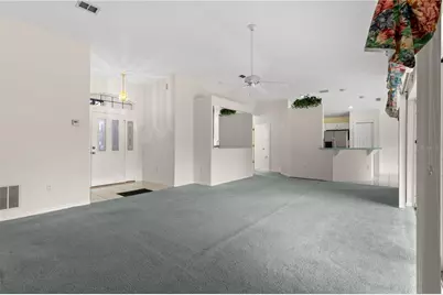 11 Princess Kathleen Lane, Palm Coast, FL 32164 - Photo 6