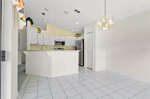 11 Princess Kathleen Ln, Palm Coast, FL 32164 - Photo 8