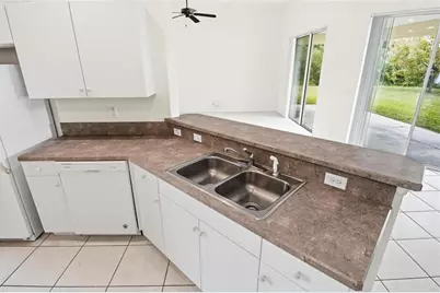 29 E Diamond Drive, Palm Coast, FL 32137 - Photo 14