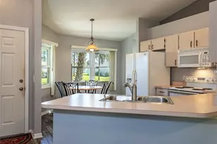 13 Post Oak Ln, Palm Coast, FL 32164 - Photo 4