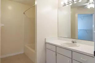 13 Post Oak Ln, Palm Coast, FL 32164 - Photo 16