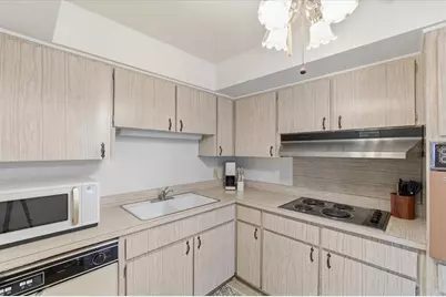 1224 S Peninsula Drive #407, Daytona Beach, FL 32118 - Photo 6