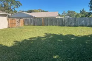 51 Foster Ln, Palm Coast, FL 32137 - Photo 2