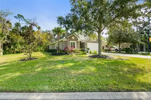 41 Riverview Bend N, Palm Coast, FL 32137 - Photo 2