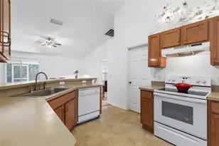 81 Parkway Dr, Palm Coast, FL 32164 - Photo 18