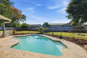 93 Glass Ct, Port Orange, FL 32129 - Photo 2