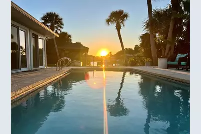 323 N 10th Street, Flagler Beach, FL 32136 - Photo 2