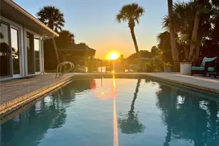 323 N 10th St, Flagler Beach, FL 32136 - Photo 2