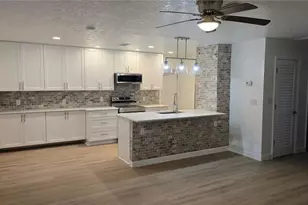 640 N Orange Ave, Orange City, FL 32763 - Photo 2