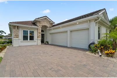 128 Del Palma Drive, Palm Coast, FL 32137 - Photo 2