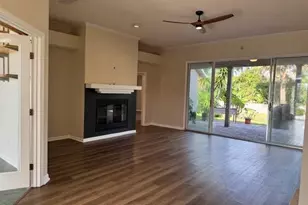 7 Deerwood St, Palm Coast, FL 32137 - Photo 4