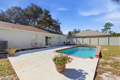 8 Rolling Fern Place, Palm Coast, FL 32164 - Photo 10