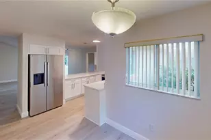 14 Wellshire Ln, Palm Coast, FL 32164 - Photo 10