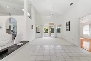 16 Woodlyn Ln, Palm Coast, FL 32164 - Photo 8