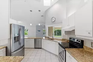 16 Woodlyn Ln, Palm Coast, FL 32164 - Photo 12