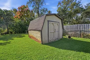 932 Lora St, Daytona Beach, FL 32114 - Photo 2