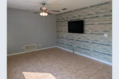 27 Blaine Tree Place, Palm Coast, FL 32137 - Photo 2