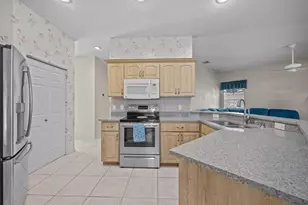 28 Cedar Point Dr, Palm Coast, FL 32164 - Photo 18