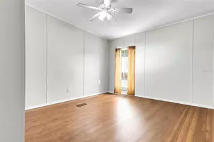 141 Cherokee Dr, Interlachen, FL 32148 - Photo 16