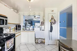 5311 Barefoot Path, Kissimmee, FL 34746 - Photo 6