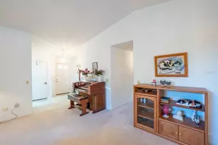 22 Whispering Pine Dr, Palm Coast, FL 32164 - Photo 10