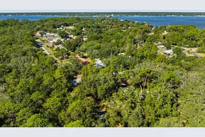 1040 Jocelin Road, Pensacola, FL 32506 - Photo 32