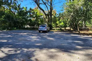 410 W Howry Ave, Deland, FL 32720 - Photo 20