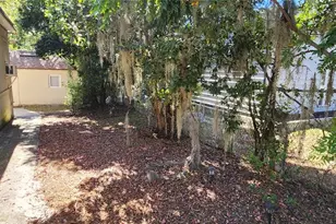 410 W Howry Ave, Deland, FL 32720 - Photo 22