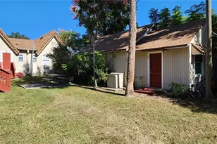 410 W Howry Ave, Deland, FL 32720 - Photo 16