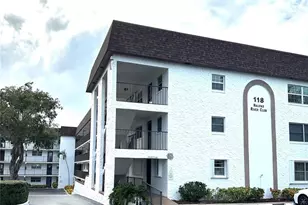 118 S Halifax Ave, Daytona Beach, FL 32118 - Photo 1