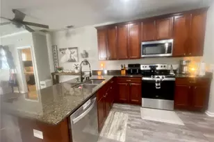 25227 Chipshot Ct, Sorrento, FL 32776 - Photo 8