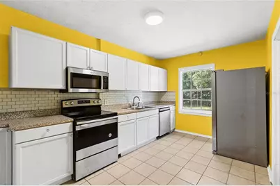 1334 NE 1st Avenue, Gainesville, FL 32641 - Photo 14