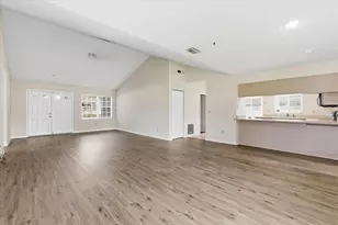 22 Pinelynn Ln, Palm Coast, FL 32164 - Photo 8