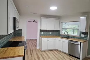 35 Federal Ln, Palm Coast, FL 32137 - Photo 10