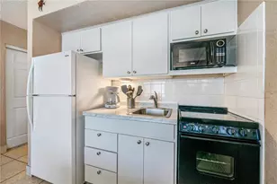 2301 S Atlantic Ave, Daytona Beach, FL 32118 - Photo 4