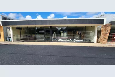 111 N Summit Street, Crescent City, FL 32112 - Photo 2