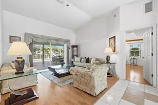 33 Poinsettia Ln, Palm Coast, FL 32164 - Photo 12