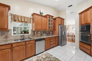 33 Poinsettia Ln, Palm Coast, FL 32164 - Photo 16