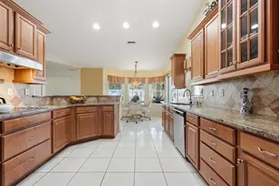 33 Poinsettia Ln, Palm Coast, FL 32164 - Photo 20