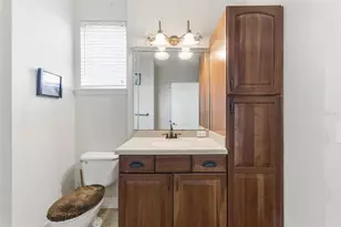 4480 Deerwood Lake Pkwy, Jacksonville, FL 32216 - Photo 26